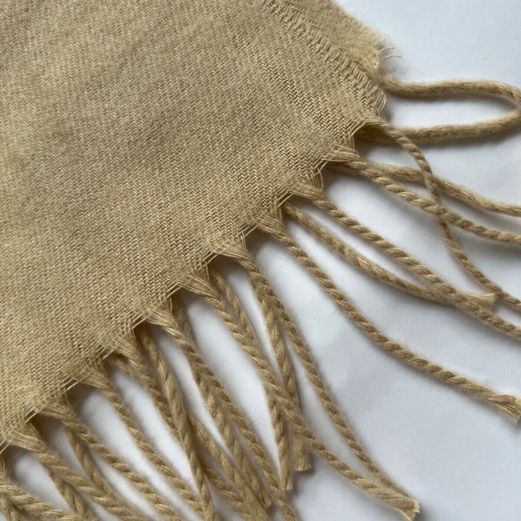 Cashmere Finished Scarf Firenze Italia Solid Tan Fringe Large Very Soft - Picture 2 of 4